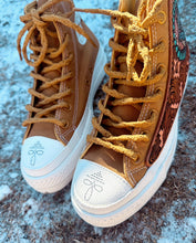 Retro Western Converse
